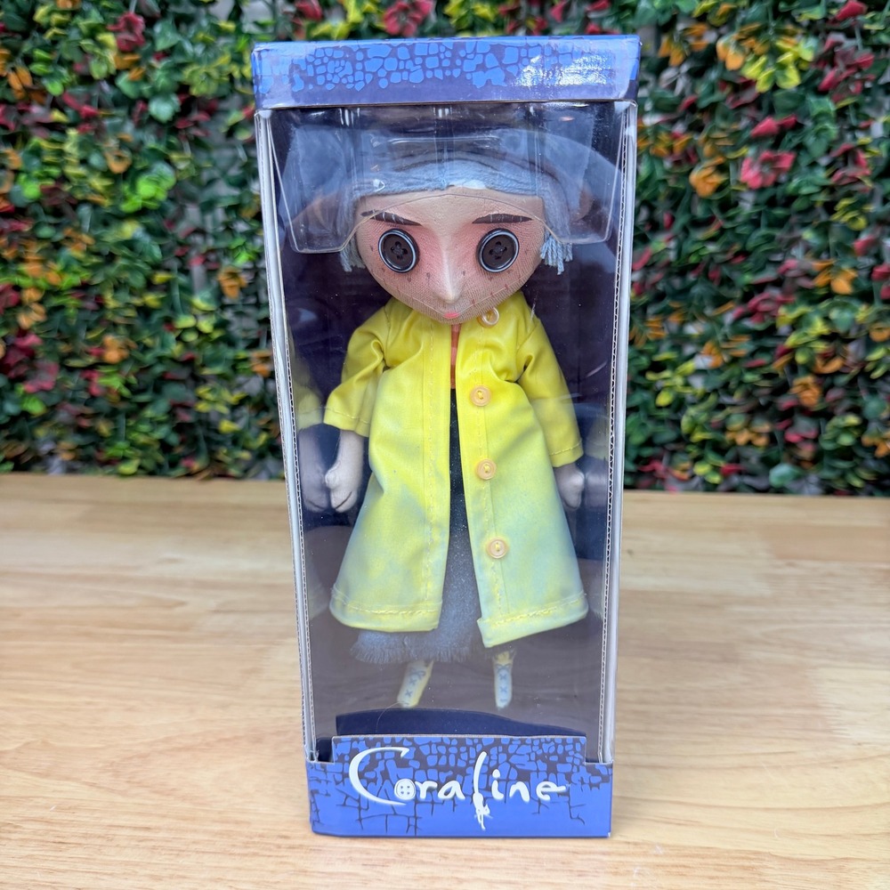 Coraline Doll Prop NECA Replica LAIKA Movie Button Eyes Yarn Hair Raincoat NEW